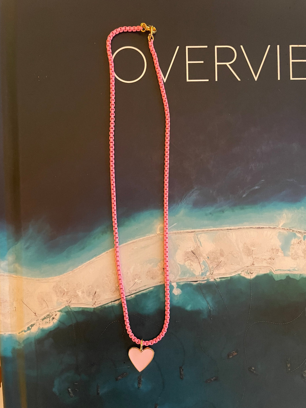Pink pop enamel chain with pink heart