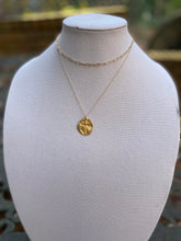Load image into Gallery viewer, Gold cross necklace